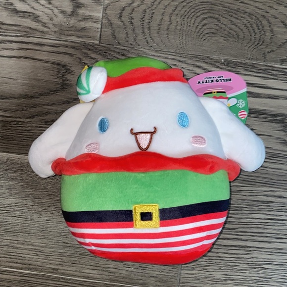 Squishmallow Cinnamonroll - Picture 3 of 10